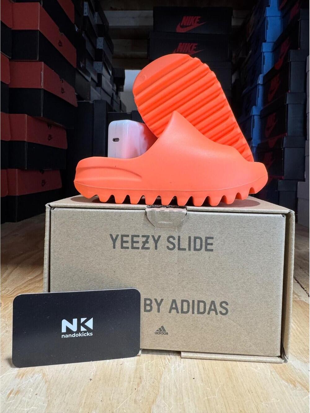 Adidas Yeezy Slides Kids 'Enflame Orange' KIDS SZ 9K